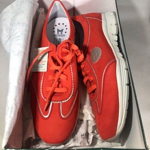 New in Box Mephisto Women's Yamina Sneaker Size 8